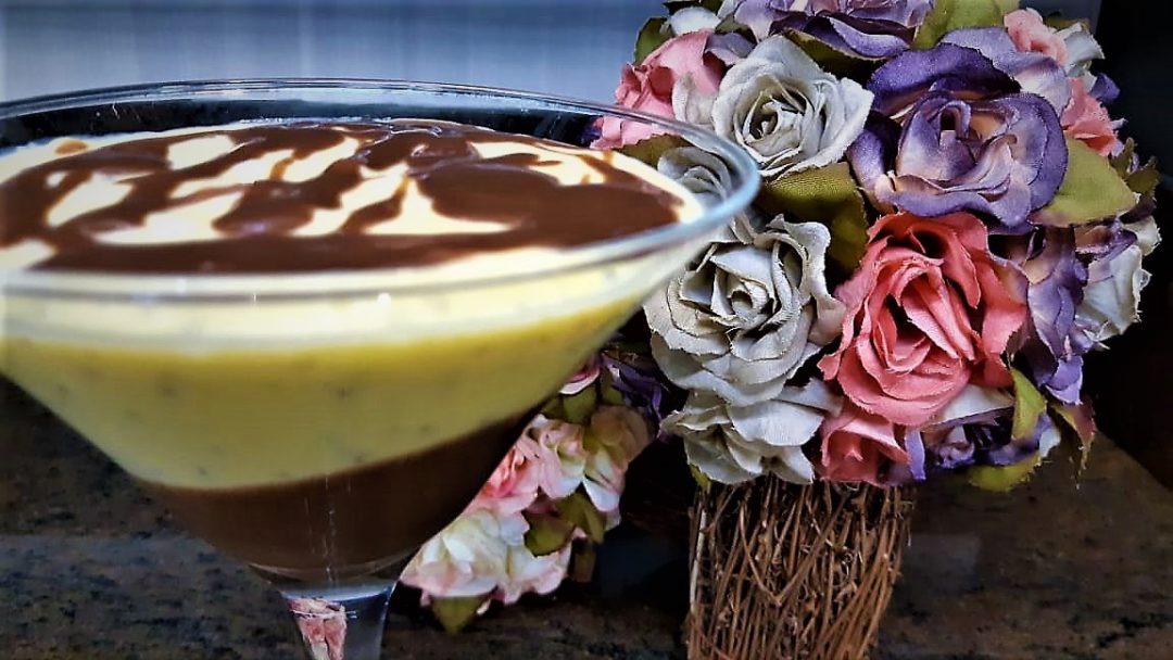Aprenda a fazer um delicioso mousse de maracujá com chocolate para surpreender sua mãe neste Dia das Mães tão especial