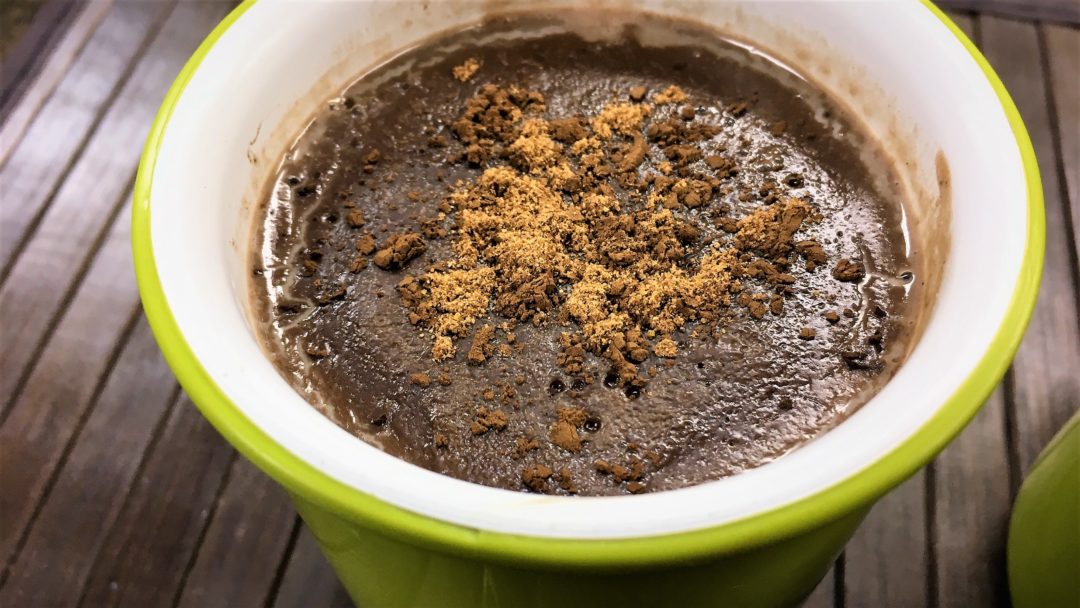 Com o inverno chegando, temos a receita perfeita para a época: Chocolate quente cremoso!