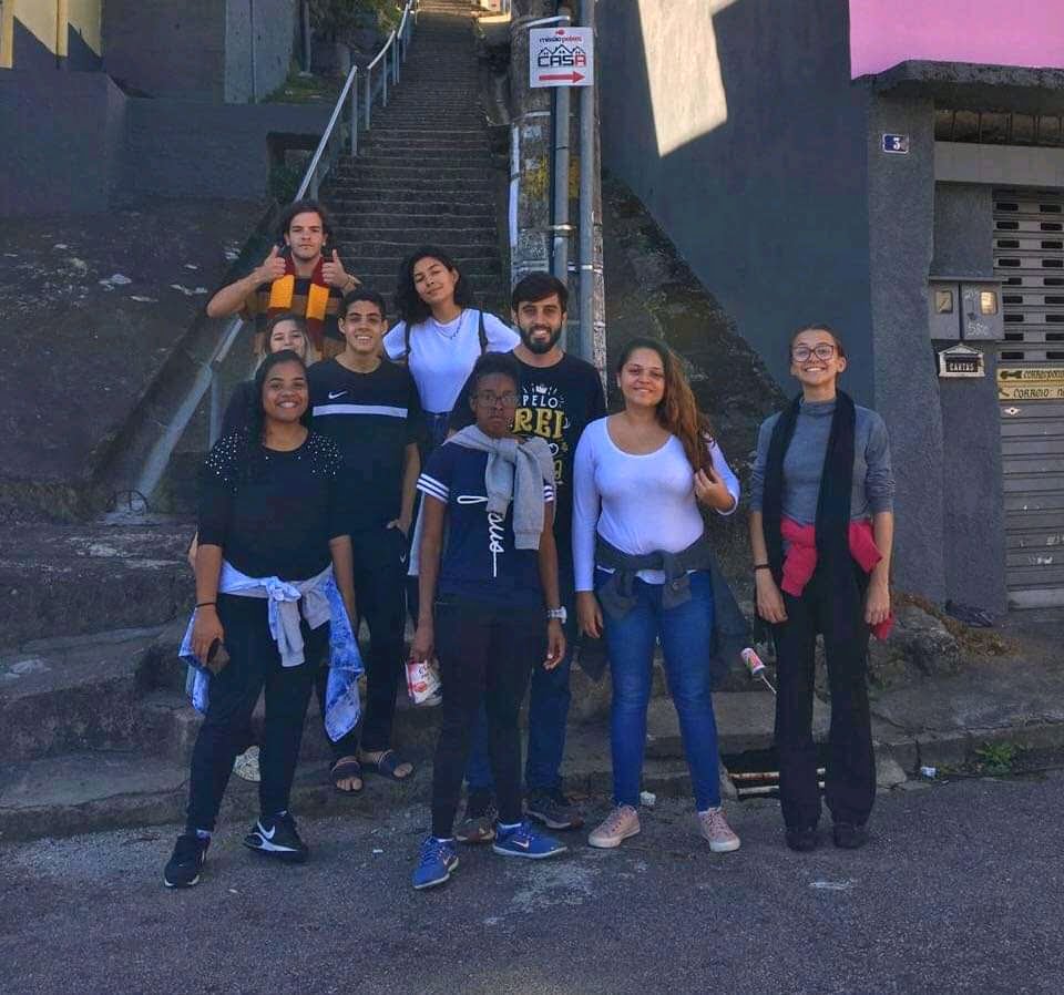 Projeto leva cinema de graça à bairros de Nova Friburgo