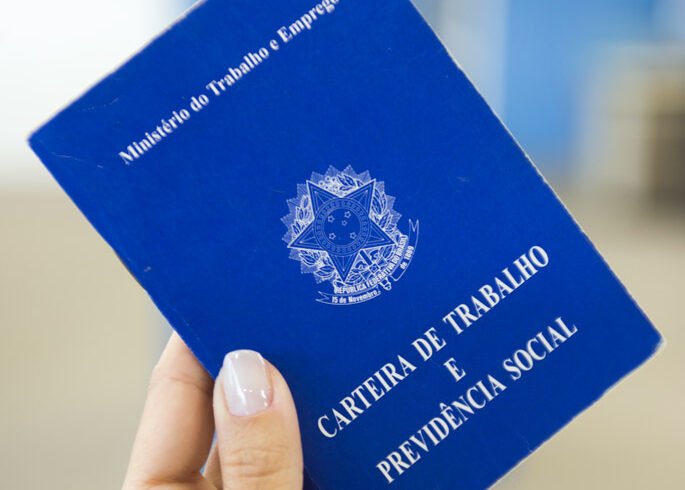Prefeitura anuncia que divulgação de vagas de emprego passa a ser feita diariamente