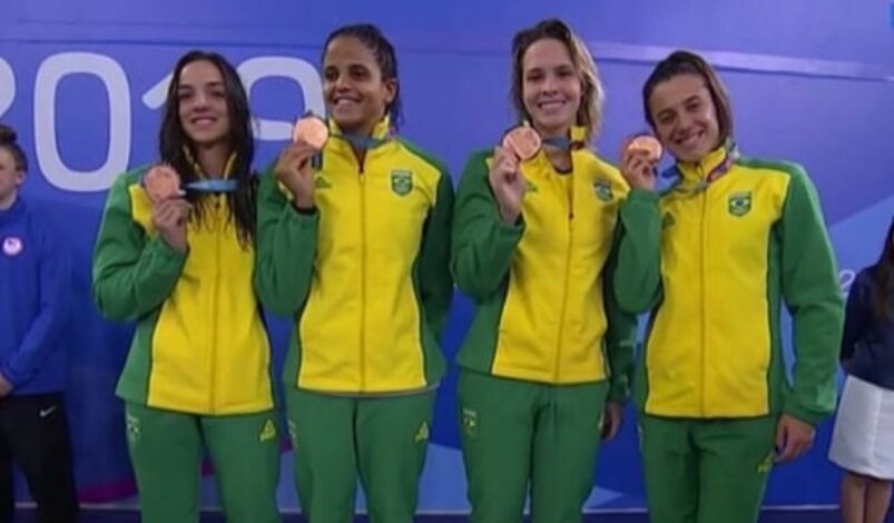 Jhennifer Alves conquista bronze nos 4×100 Medley feminino