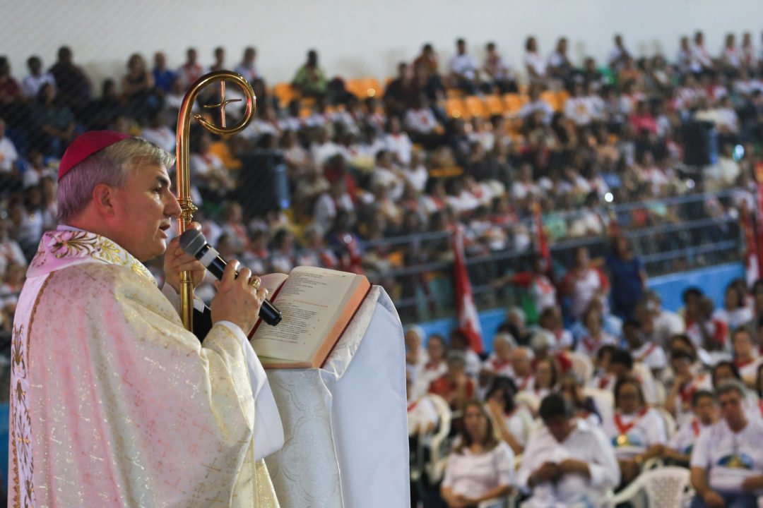 Papa Francisco atende ao pedido de renúncia de Dom Edney e nomeia Administrador Apostólico