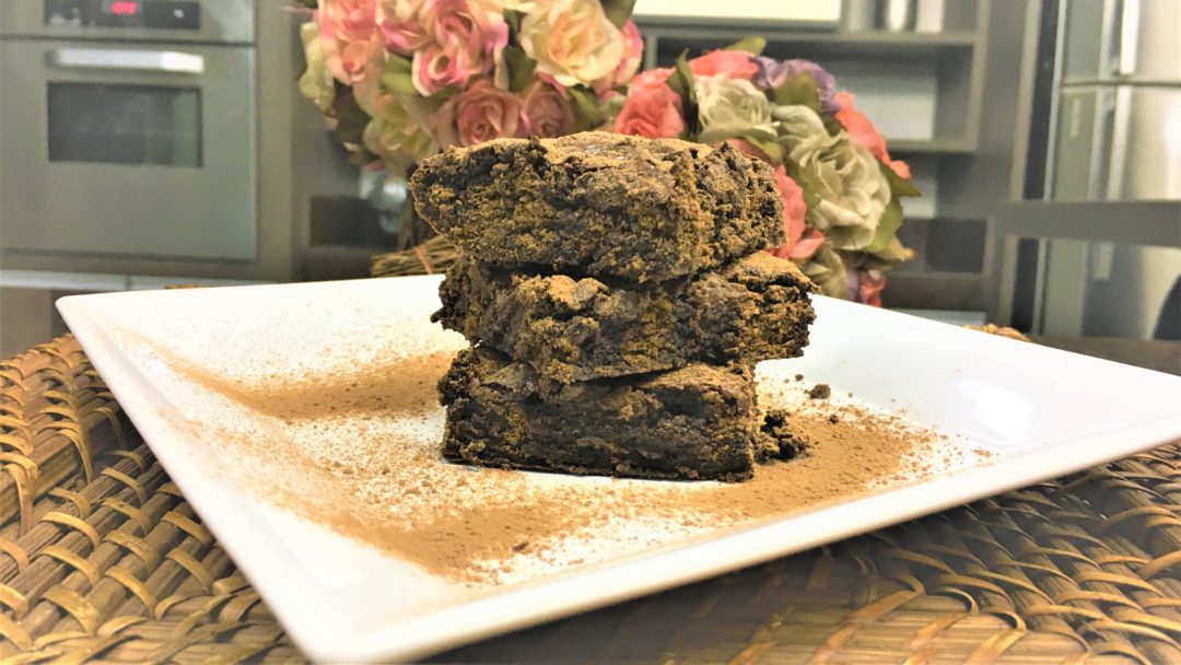 Brownie de chocolate com apenas 6 ingredientes
