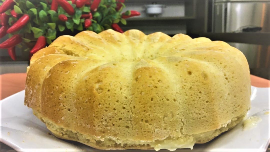 Hora de inovar na cozinha: Bolo de pão de queijo