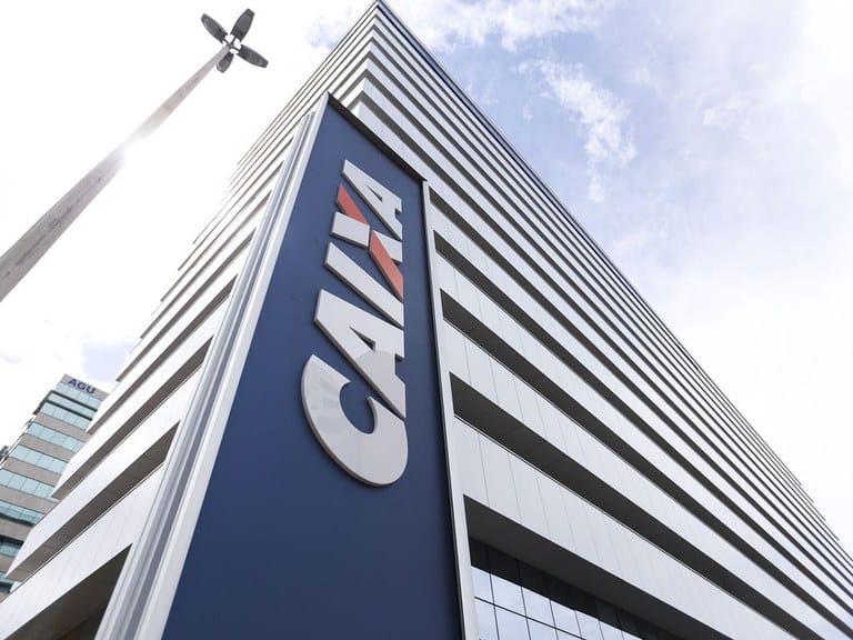 Caixa abre agências neste sábado para contemplados do Auxílio e do FGTS