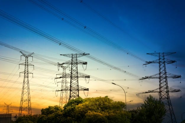 ANEEL reativa o sistema de troca de bandeiras nas contas de luz para dezembro