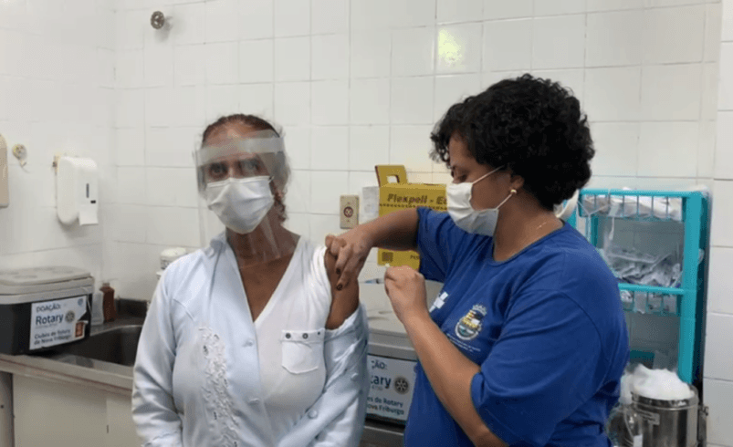 Nova Friburgo já tem os primeiros vacinados contra Covid-19 e avança com plano de imunização