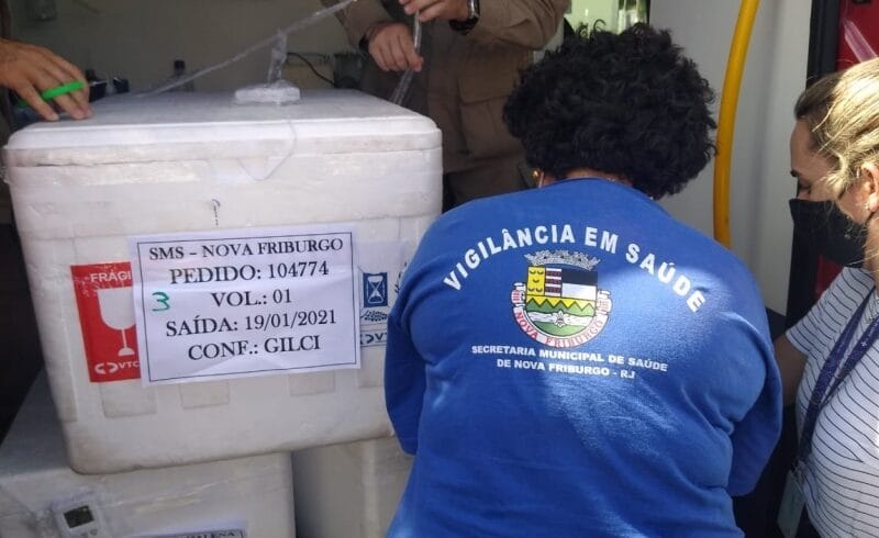 CoronaVac: doses da vacina contra Covid-19 chegam a Nova Friburgo