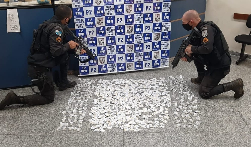 Início de semana é marcado por apreensão de drogas e prisões em Nova Friburgo