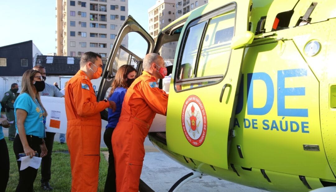 Coronavírus: Estado anuncia nova remessa de doses; distribuição já acontece pelo RJ