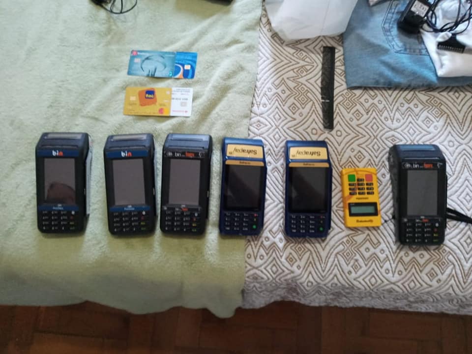 Preso em Nova Friburgo suspeito de estelionato que aplicava golpes do cartão de crédito, polícia ainda procura um segundo indivíduo