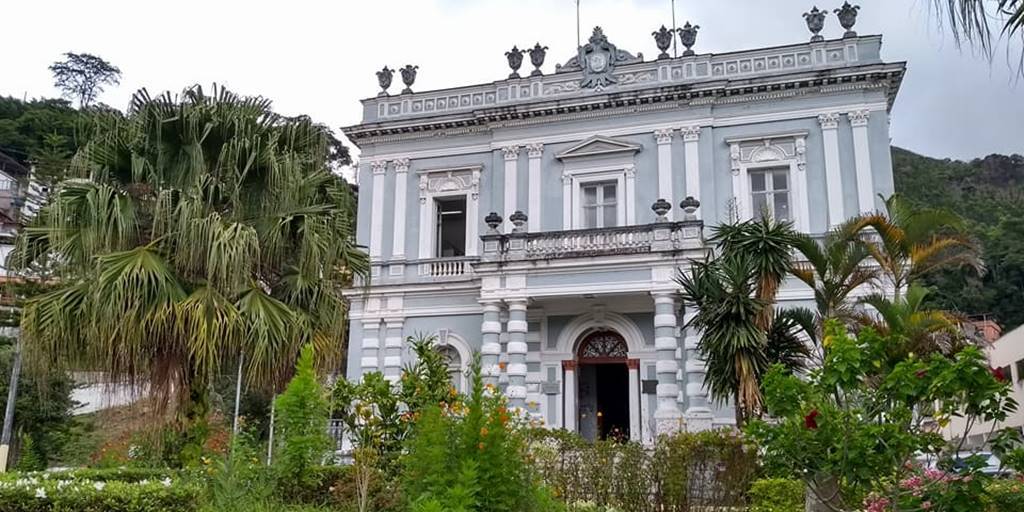 Alunos do Pré-Vestibular da UFF em Nova Friburgo brilham no Enem