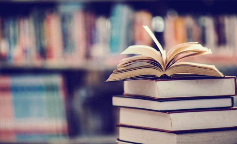 Em comemoração ao Dia Nacional do Livro, prefeitura disponibiliza obras em PDF
