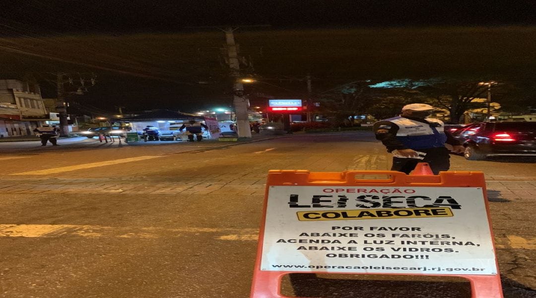 Operação Lei Seca flagra 34 motoristas embriagados em Nova Friburgo durante o fim de semana