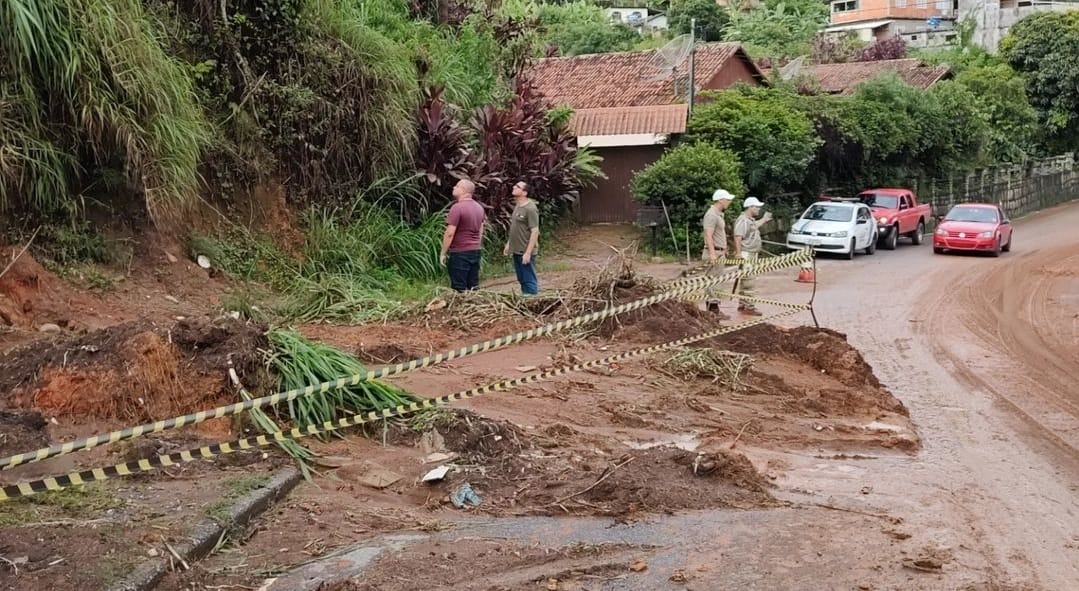 Chuvas: Conselheiro Paulino é atingido por fortes chuvas