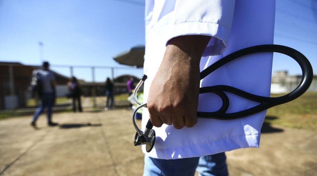 Lançado o edital para 5.970 vagas do Mais Médicos