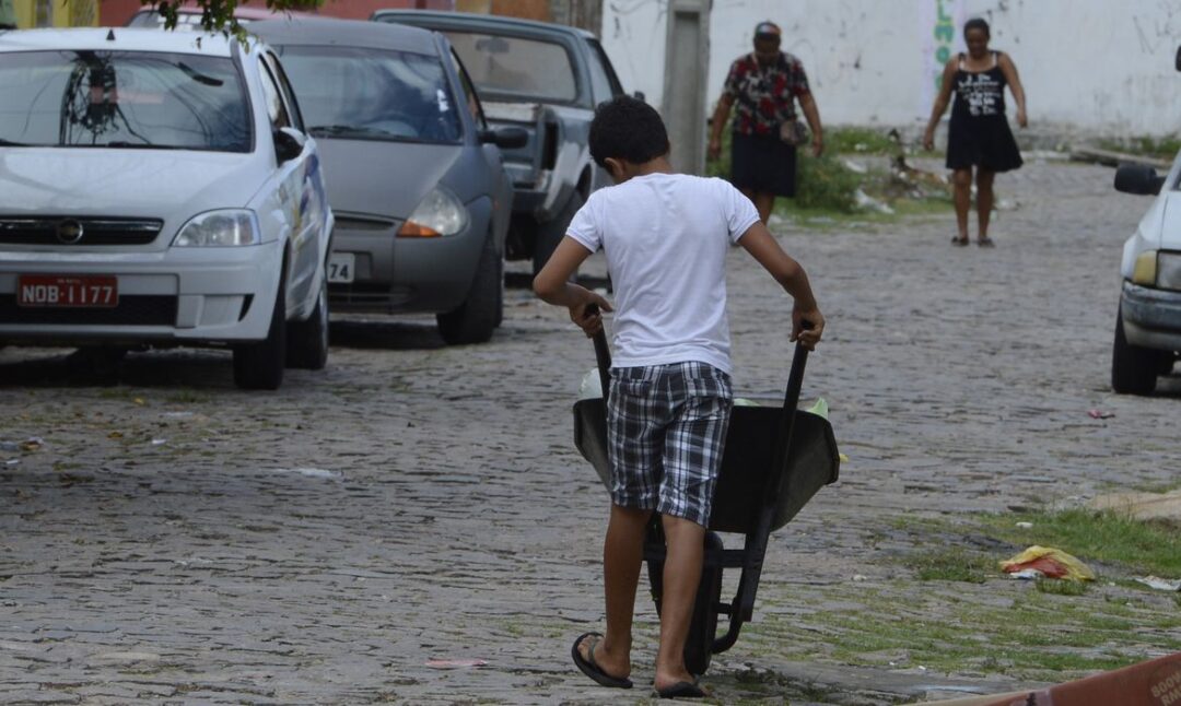 12 de junho: Dia Nacional do Combate ao Trabalho Infantil