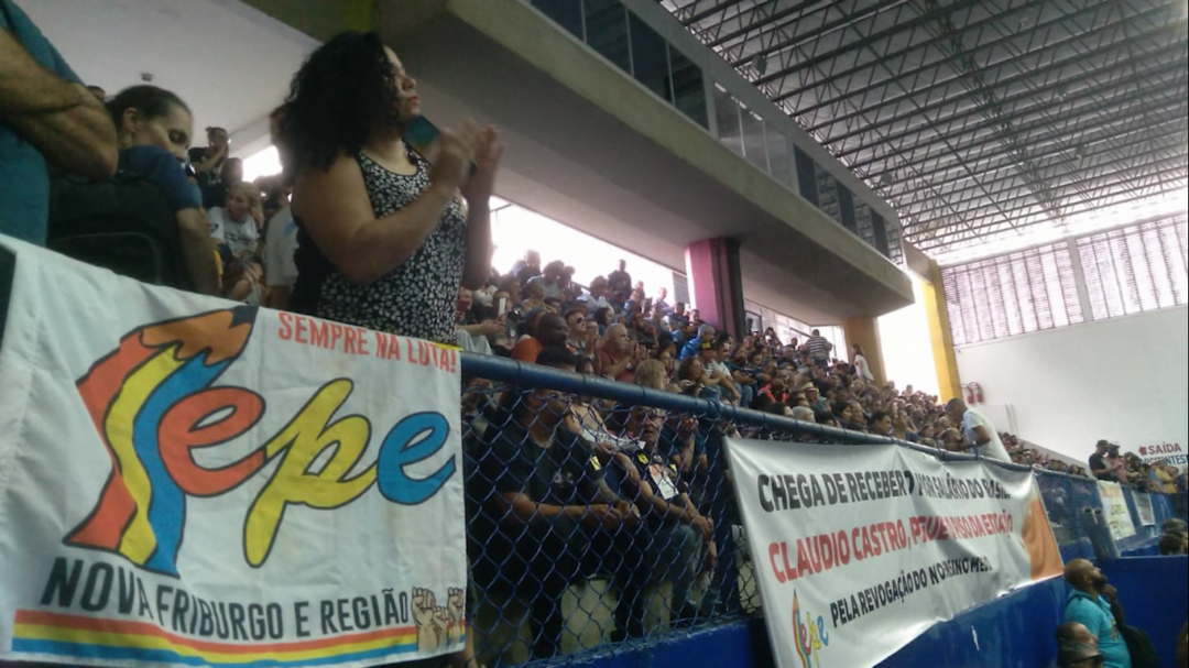 Sem acordo, professores mantém greve na rede estadual de ensino