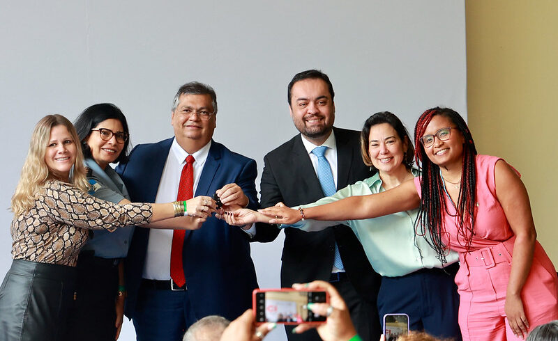 Governos Estadual e Federal assinam acordos para o fortalecimento da segurança pública
