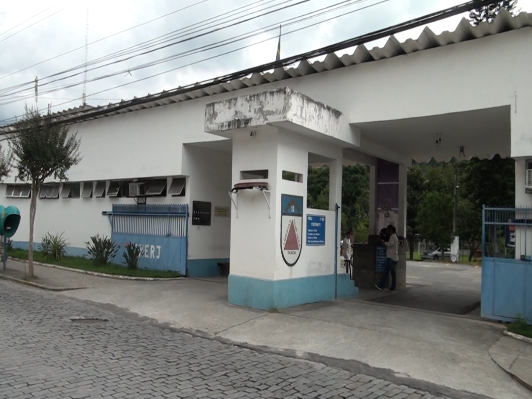 Um dos suspeitos de assassinar homem na madrugada de domingo, 28, em Nova Friburgo é preso