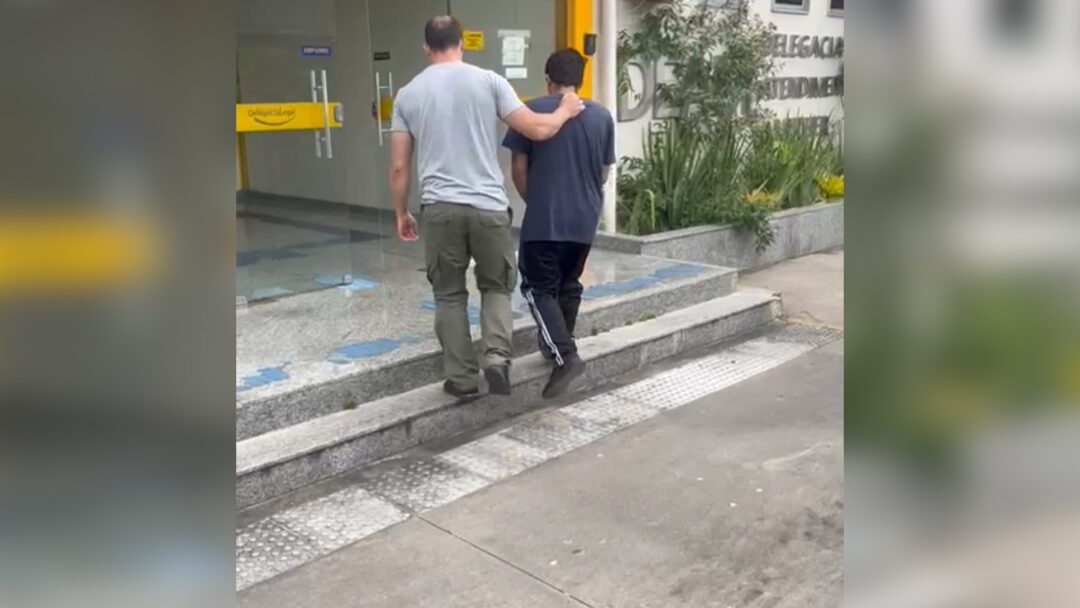 Homem agride mãe e irmã em tentativa de obter dinheiro para drogas e é preso em Nova Friburgo