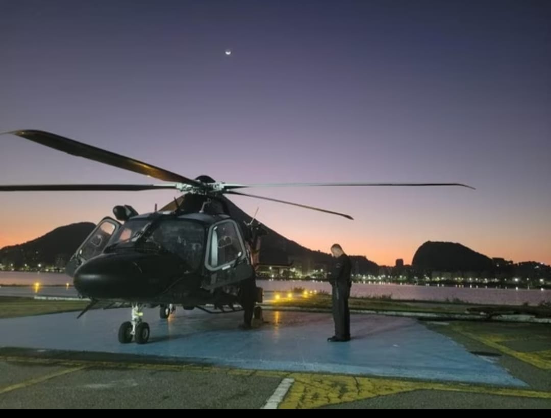 Serviço aéreo da Polícia Civil do Rio de Janeiro chega no Rio Grande do Sul para auxiliar nos resgates de vítimas