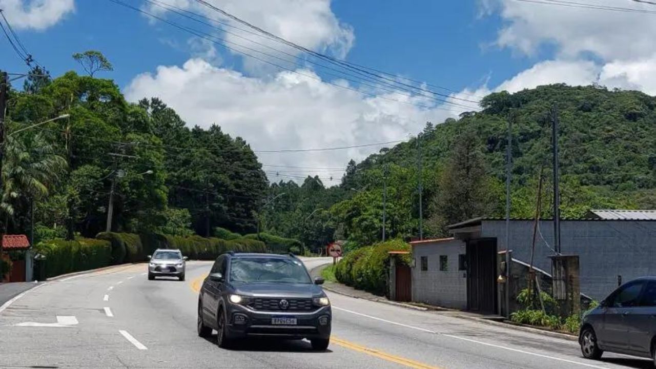 Última Chance: licenciamento de veículos com finais de placa 1 e 2 encerra na segunda, 30