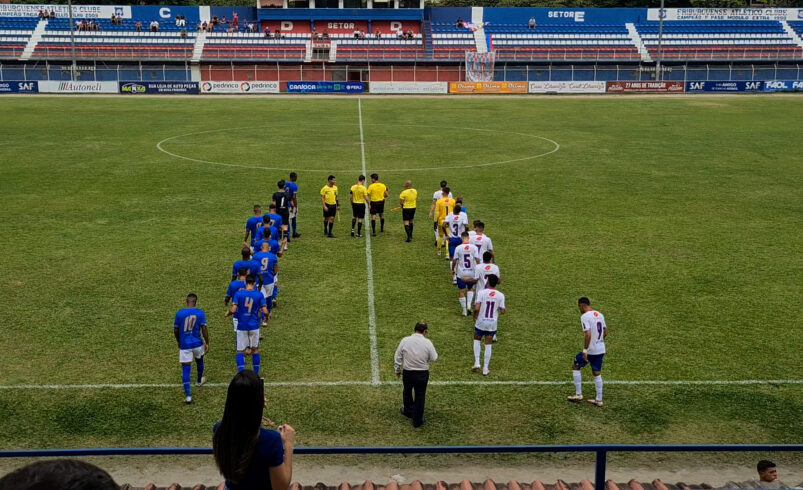 Campeonato Carioca: Friburguense brilha em casa e derrota o líder da Terceira Divisão em jogo decisivo