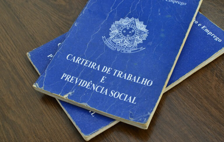 Saiba como comprovar vínculos trabalhistas sem a Carteira de Trabalho