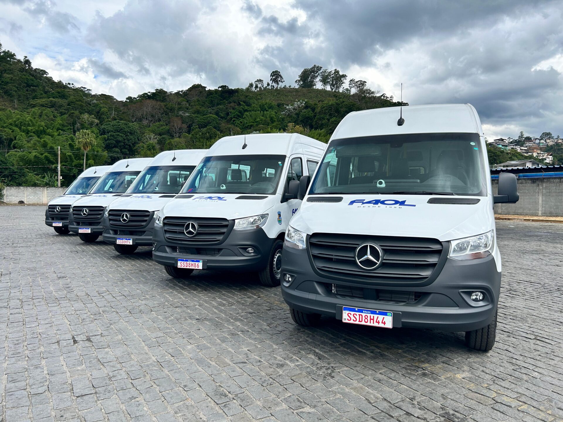 FAOL moderniza transporte público em Nova Friburgo com novas vans de alta tecnologia