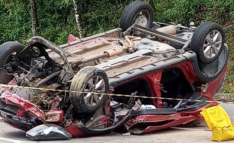 Acidente na RJ-116 deixa uma morta e um ferido em Nova Friburgo
