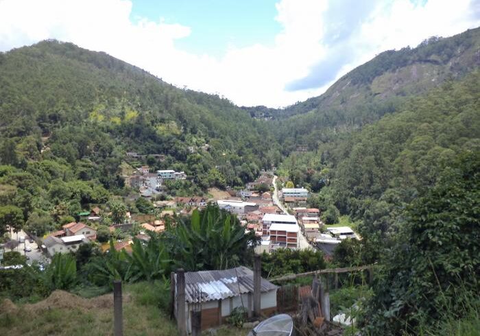 Justiça determina ações para moradores em risco de deslizamentos em Friburgo