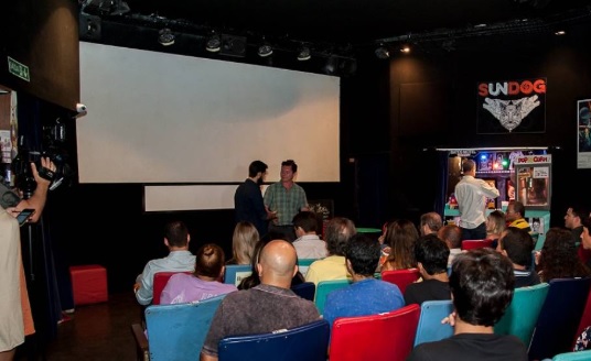 Cinejoia em Copacabana - RJ.