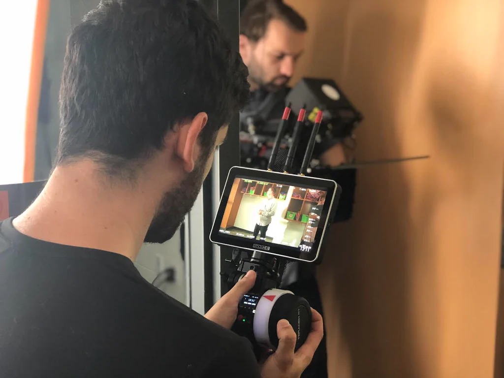 Estagiário de Câmera (Camera Trainee)