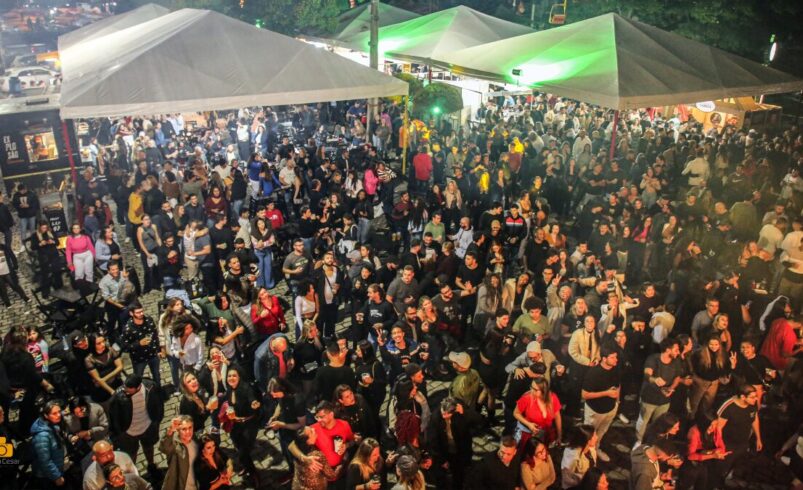Art & Bier reúne 30 mil pessoas e agita Friburgo no fim de semana