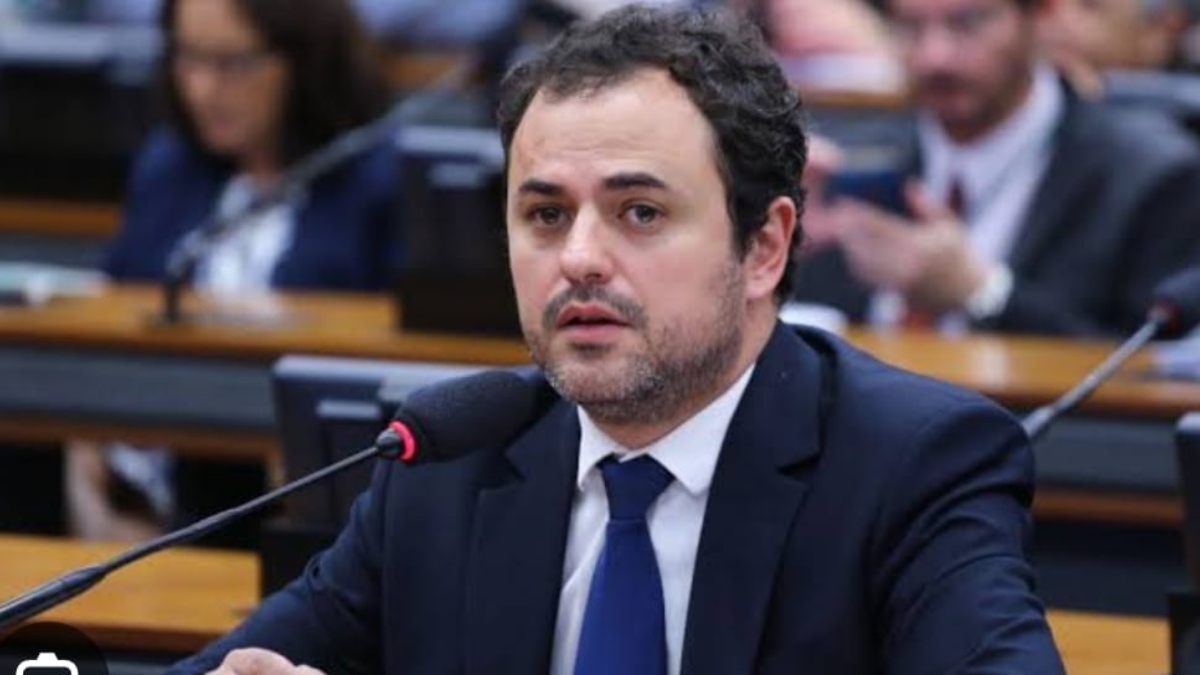 Cassação de Glauber Braga avança no Conselho de Ética