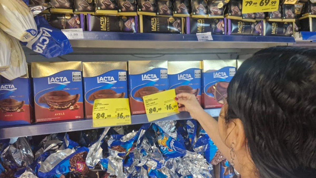 PROCON fiscaliza preços de chocolates em Friburgo