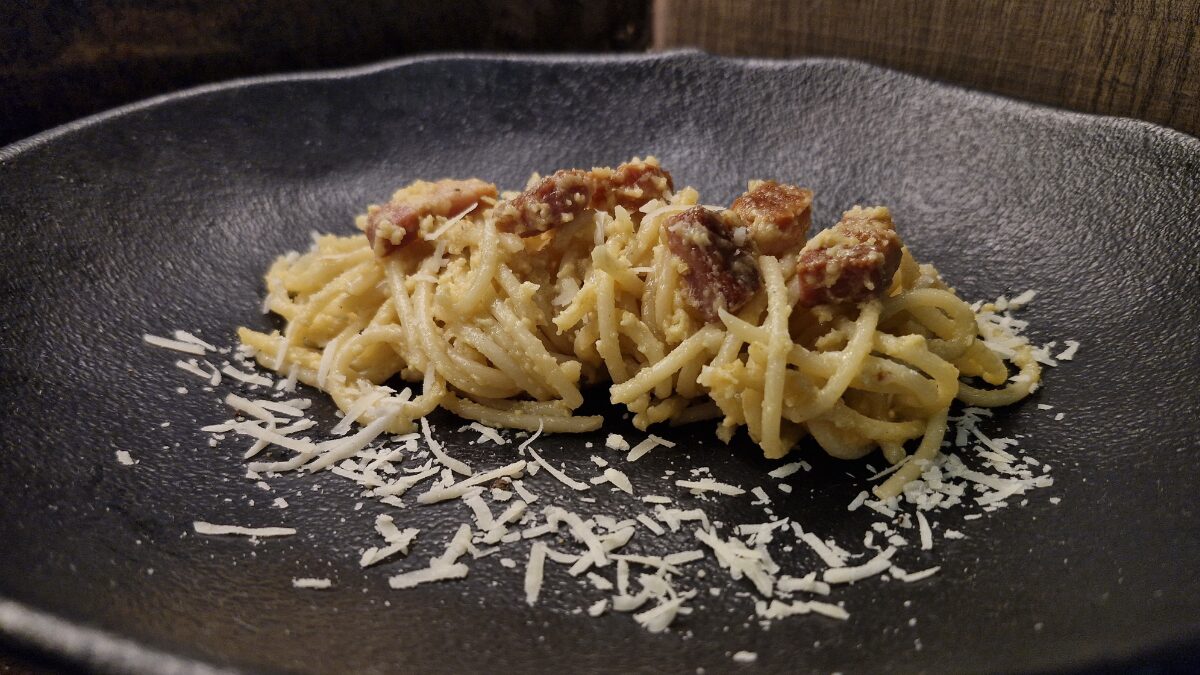 Clássicos da culinária: Espaguete à carbonara