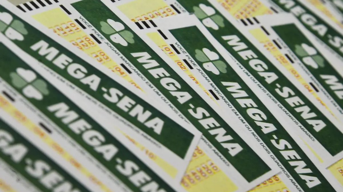 Mega-Sena acumula R$ 7,5 milhões; sorteio acontece nesta terça