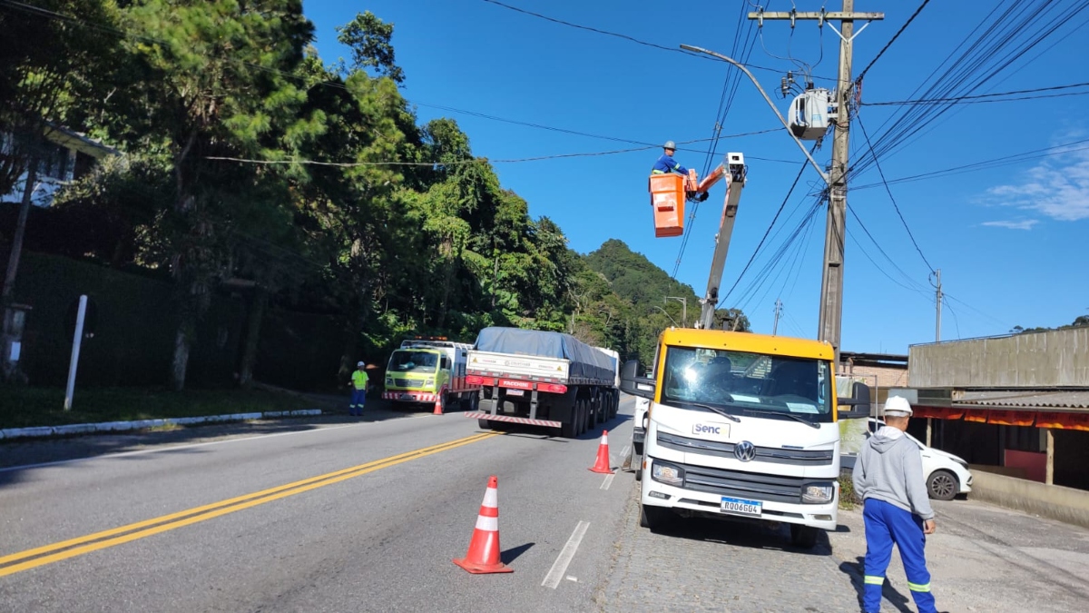 RJ-116 tem Pare e Siga em ação da Prefeitura de Friburgo