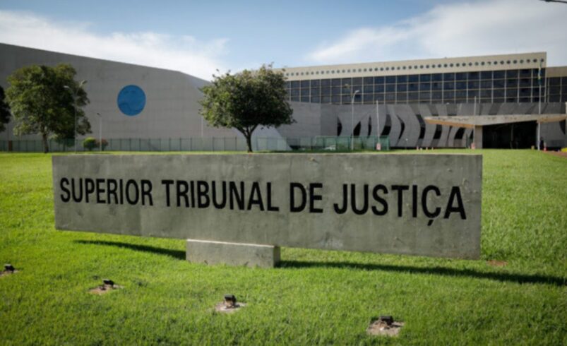 STJ