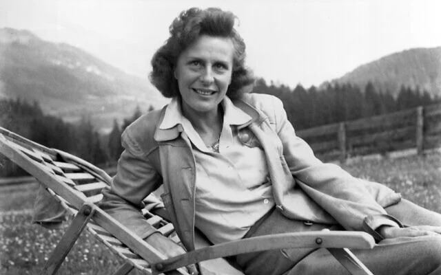 Leni Riefenstahl: arte e propaganda em tempos sombrios