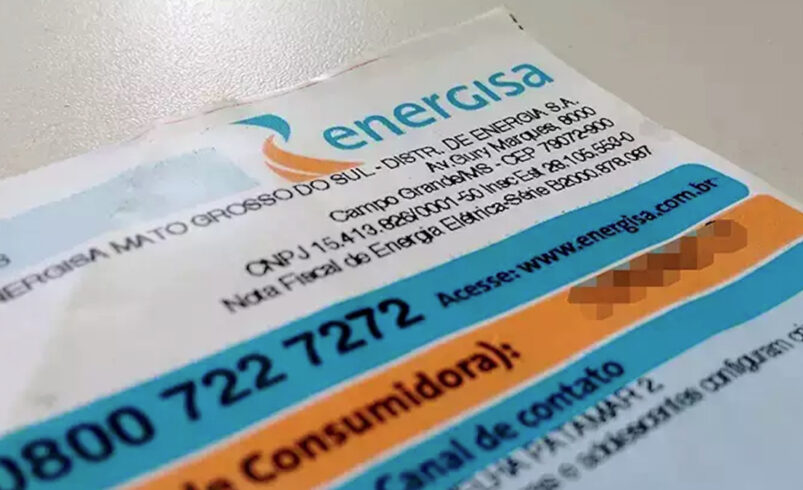 ANEEL aciona bandeira vermelha 2 para agosto, encarecendo conta de luz
