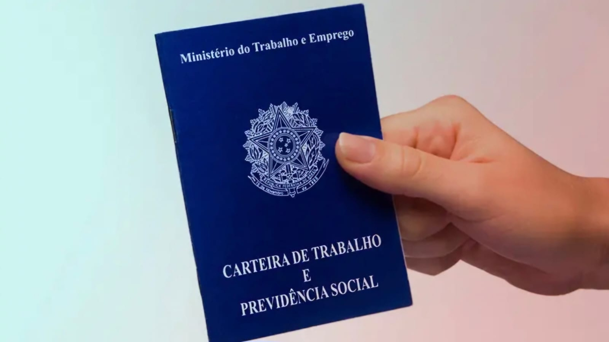 Novas regras de férias : aviso prévio e multa por descumprimento