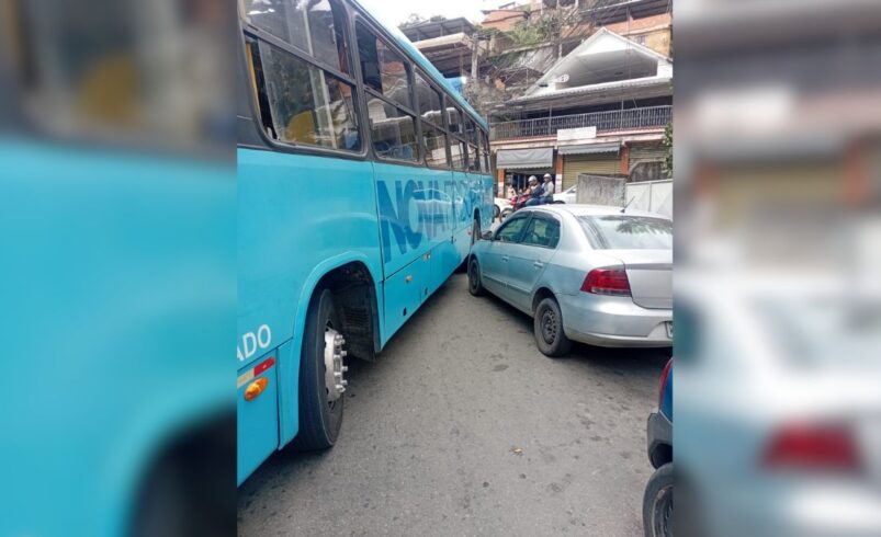 Estacionamento irregular atrapalha mobilidade dos ônibus em Friburgo