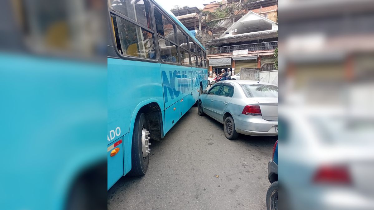 Estacionamento irregular atrapalha mobilidade dos ônibus em Friburgo