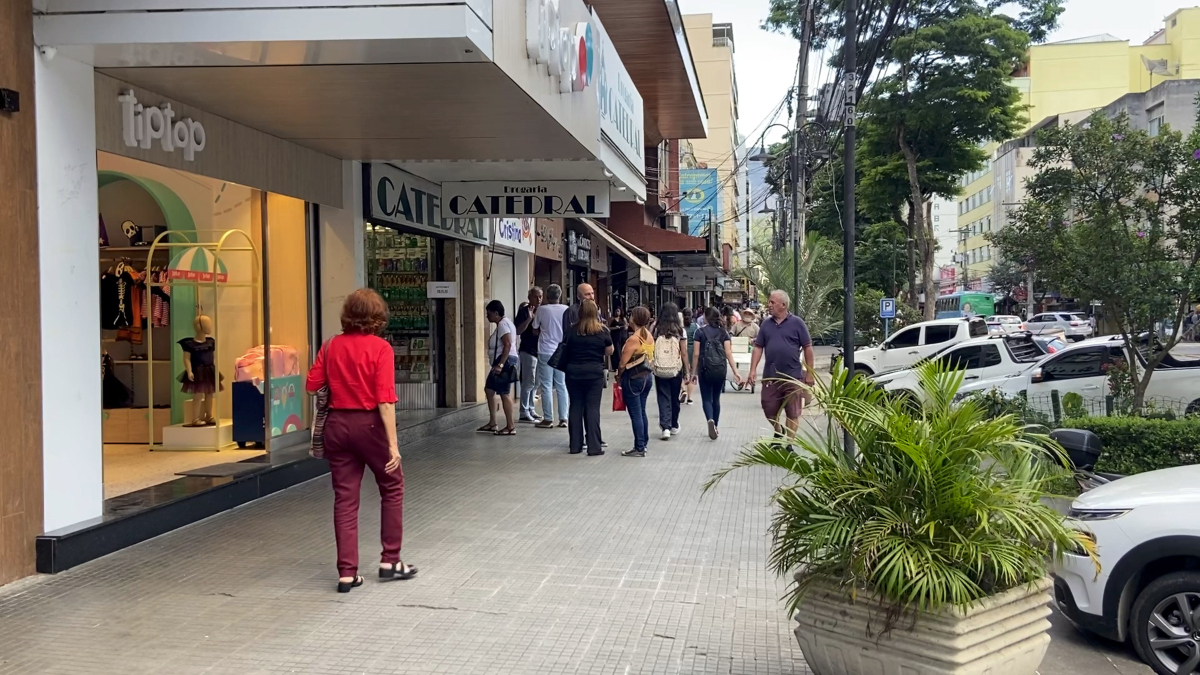 Feriado do Comerciário fecha lojas em  Friburgo e região dia 18