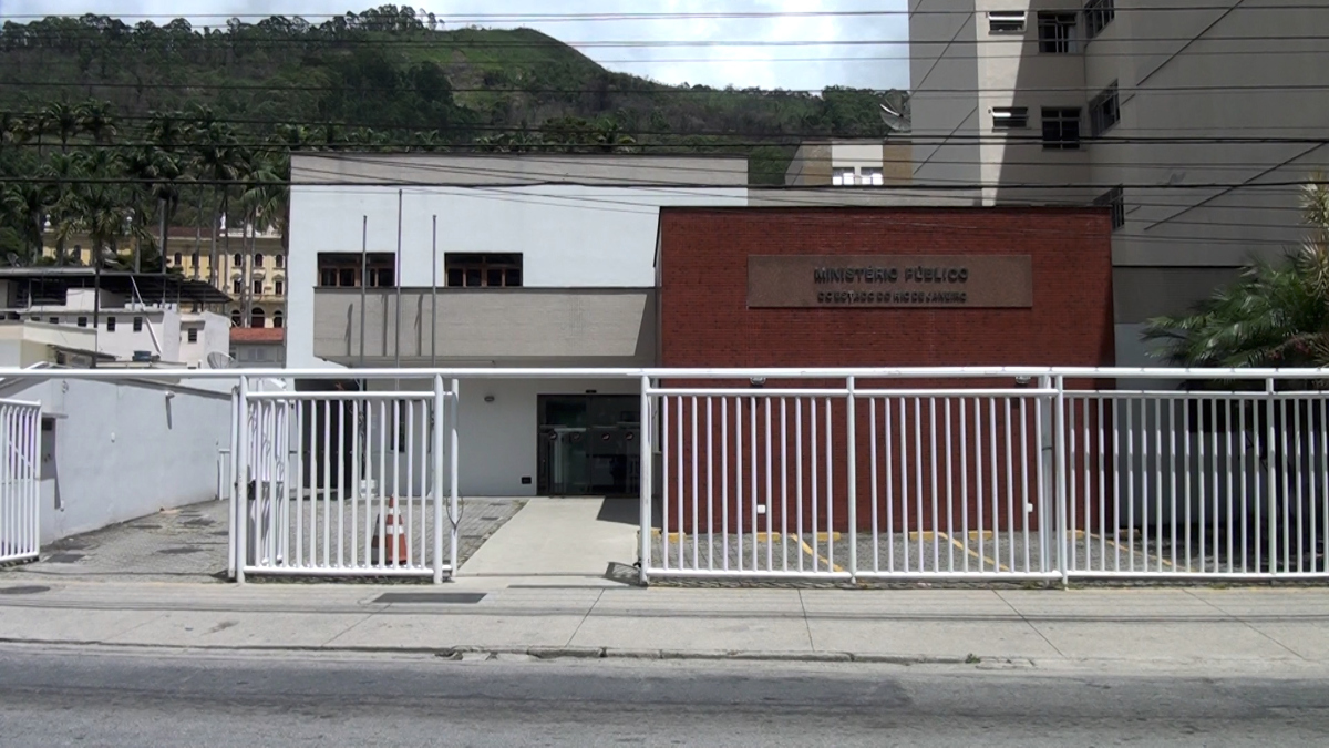 MPRJ: ex-PM e grupo são presos por agiotagem em Friburgo